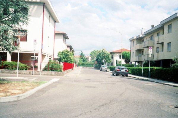 Foto tre di via Togliatti